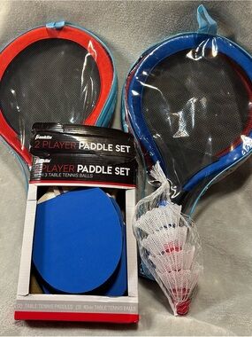 Blue and Red 2-Player Paddle Set - Home Party Supplies